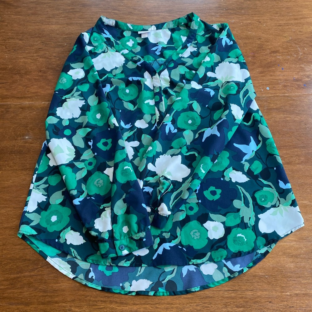 💚 MERONA GREEN AND NAVY BLOUSE 💚